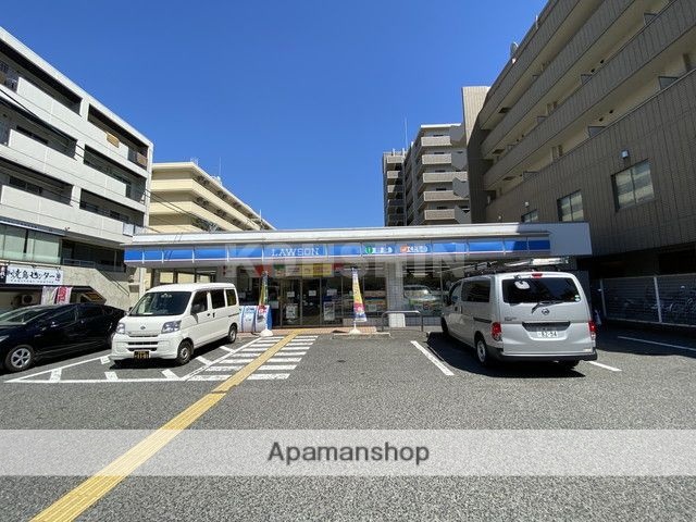 コンビニ　ローソン（コンビニ）まで186m