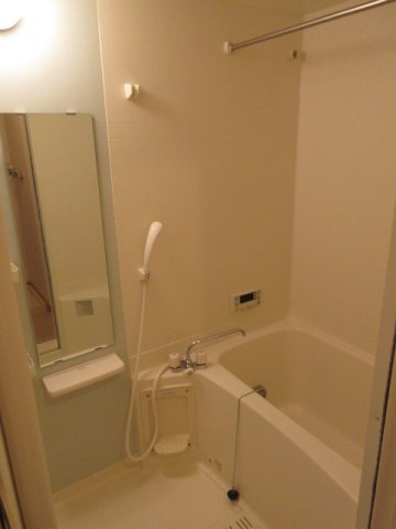 バス・シャワールーム　写真は別の部屋のものです。