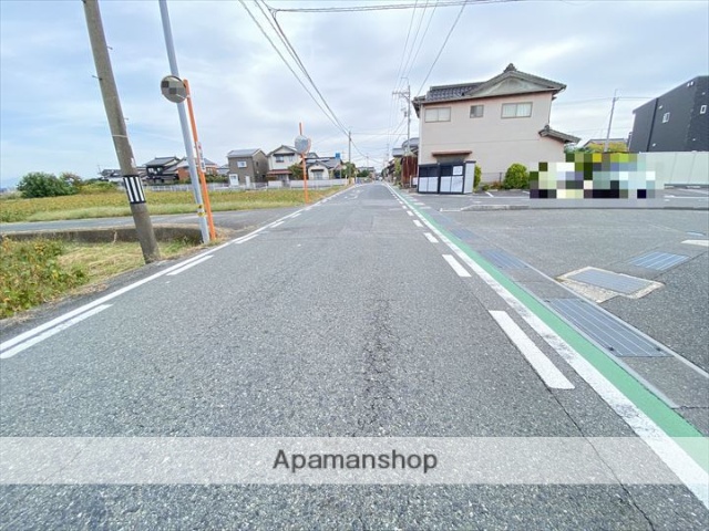 その他　前面道路（その他）まで0m