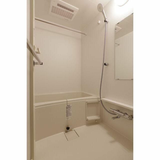 バス・シャワールーム　きれいなお風呂です