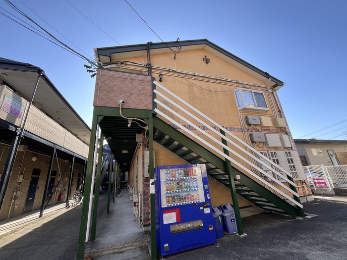 エクレール千代田町A