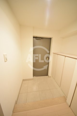 玄関　ベルファース大阪新町　玄関スペース