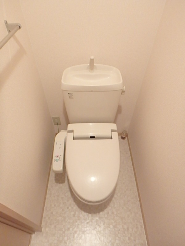 トイレ　図面と現状に相違がある場合には現状を優先