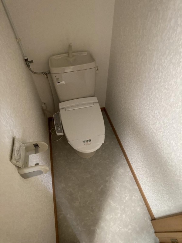 トイレ　トイレ