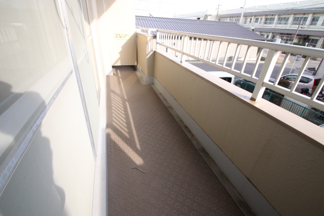 バルコニー　※他部屋の参考写真です。