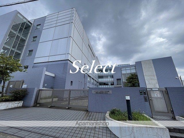 その他　横浜中央病院附属看護専門学校（その他）まで570m