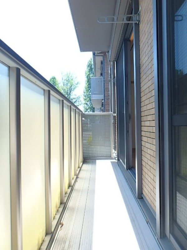 バルコニー　図面と現状に相違がある場合には現状を優先