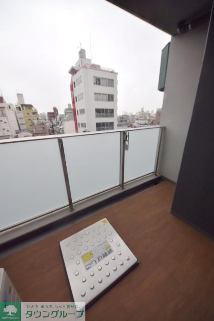 バルコニー　バルコニー