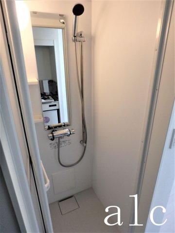 バス・シャワールーム　お手入れカンタン、シャワールーム