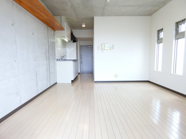 居室・リビング　詳細は、RISUMO江坂本店→06-6155-7137まで♪