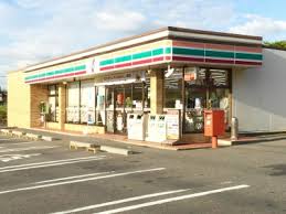 コンビニ　セブンイレブン 日進北新町店（コンビニ）まで320m