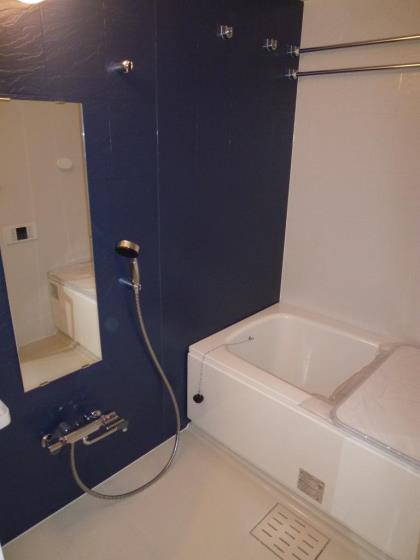 バス・シャワールーム　風呂