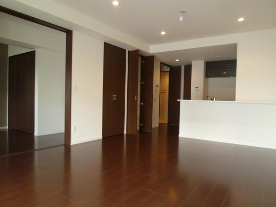 居室・リビング　居間