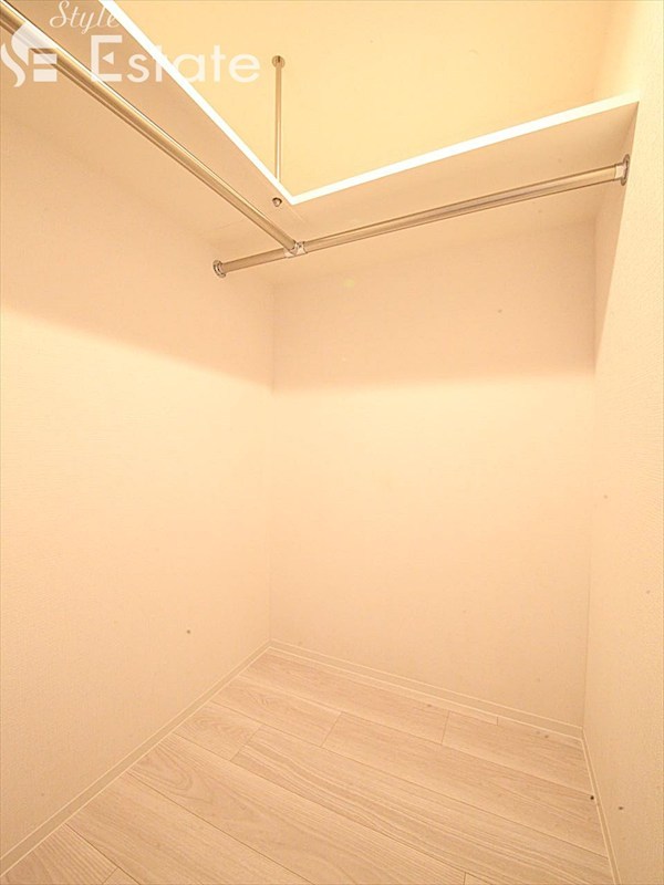 収納　ウォークインクローゼット