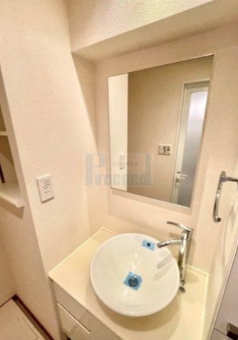 洗面設備　うれしい独立洗面台！