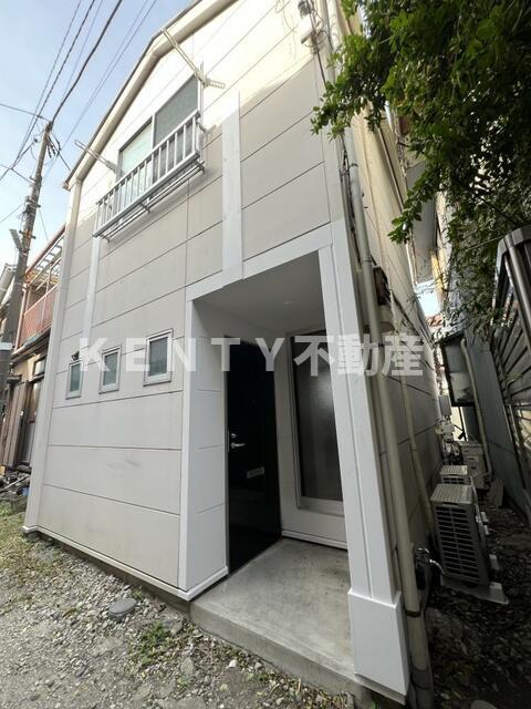 建物外観　落ち着いた雰囲気の外観です