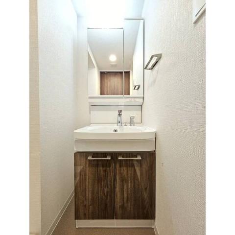 洗面設備　洗髪洗面化粧台