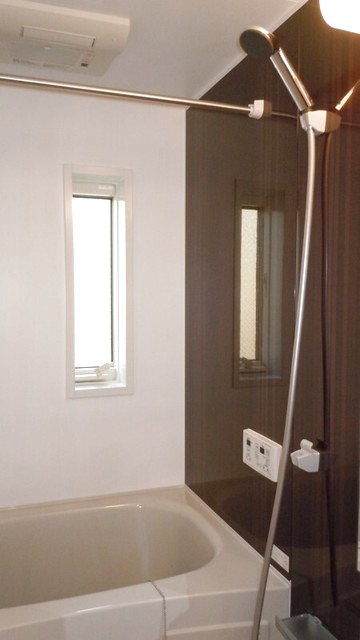 バス・シャワールーム　バスルーム