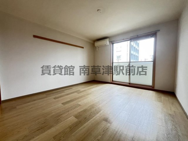 居室・リビング　同仕様写真