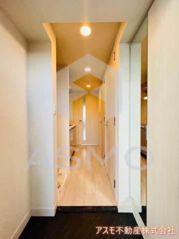 玄関　同マンション別部屋参考写真