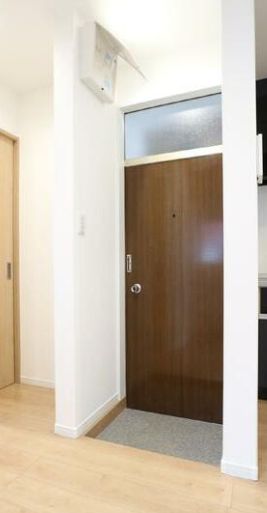 玄関　落ち着いた玄関です