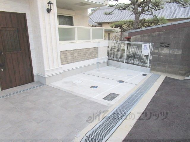 その他　バイク置き場