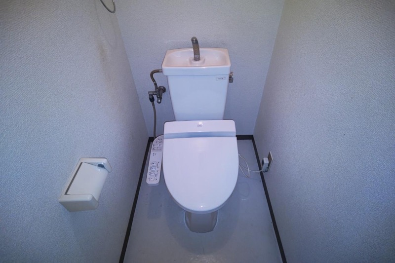 トイレ　別号室イメージ