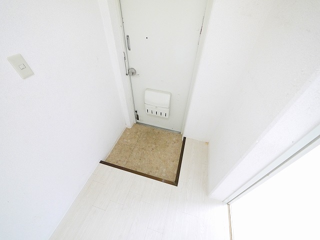 玄関　落ち着いた玄関です