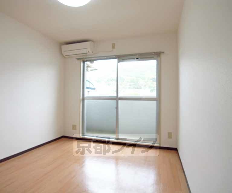 居室・リビング　綺麗なお部屋です。