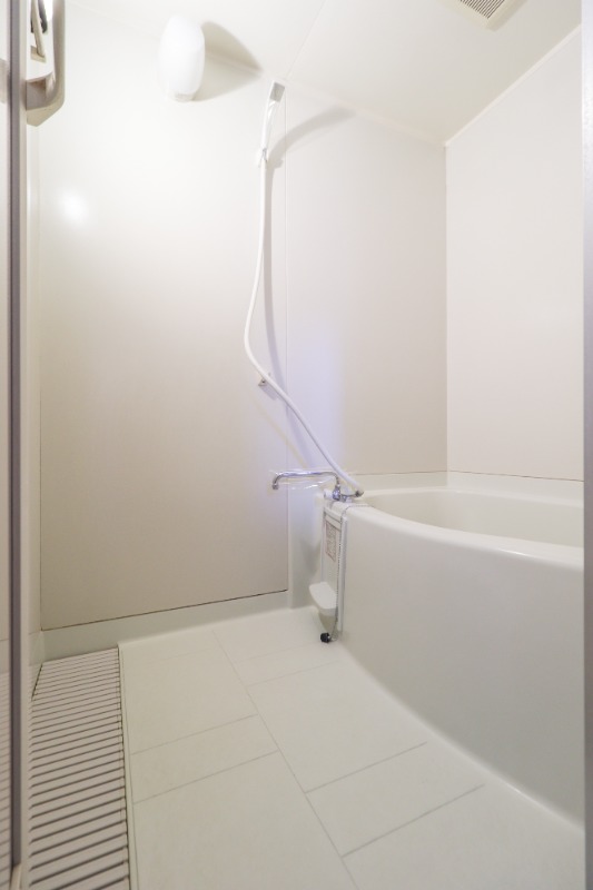 バス・シャワールーム　図面と現状に相違がある場合には現状を優先