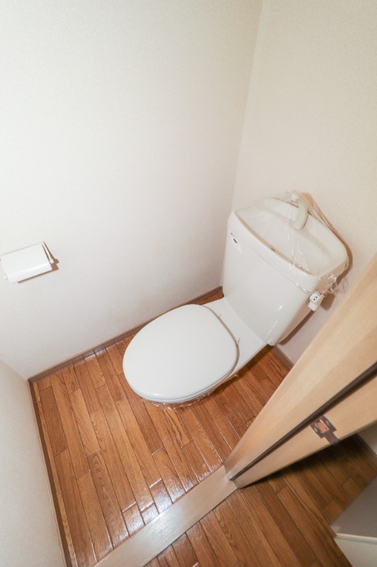 トイレ　図面と現状に相違がある場合には現状を優先