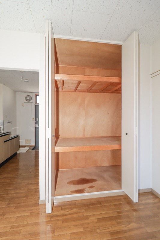 収納　図面と現状に相違がある場合には現状を優先