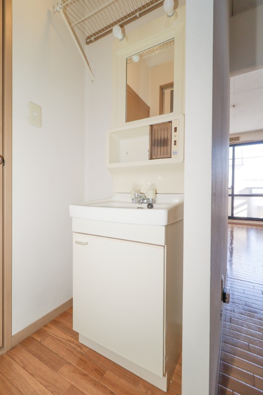 洗面設備　図面と現状に相違がある場合には現状を優先