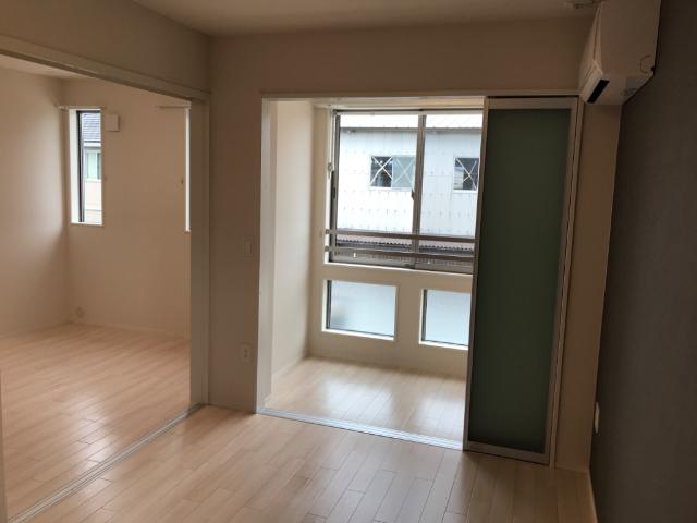 居室・リビング　リビング