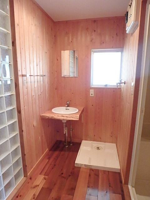 洗面設備　別部屋の参考写真です