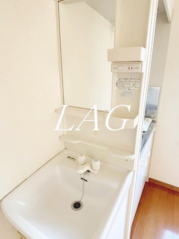 洗面設備　洗面台です。