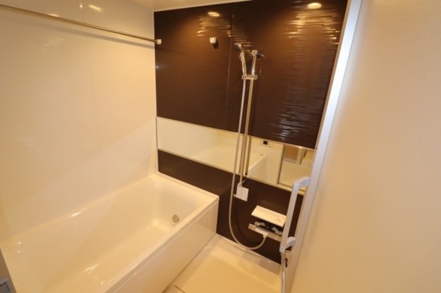 バス・シャワールーム　浴室