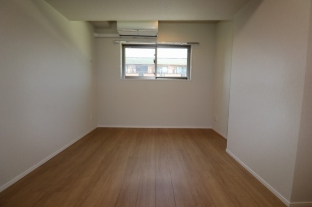 その他部屋・スペース　洋室７．２帖？