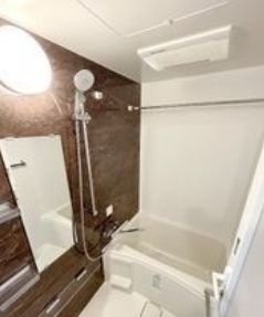 バス・シャワールーム　☆広々お風呂☆