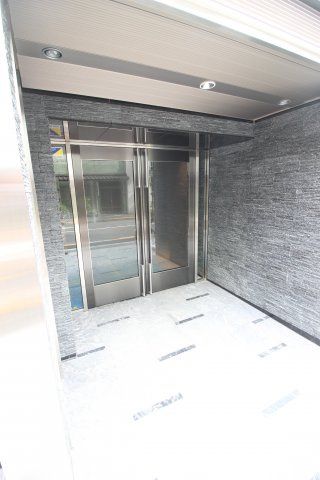 エントランス　エスジーコート大塚駅前　豊島区北大塚１
