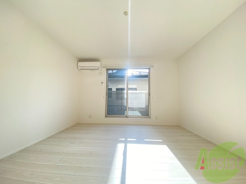 居室・リビング　９帖のリビングです。広々としていますね。