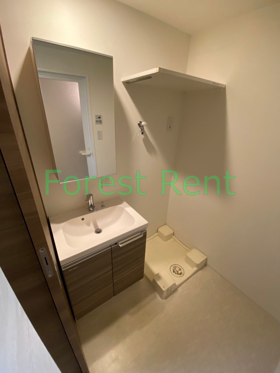 洗面設備　弊社は都内全域の物件をご紹介可能です！