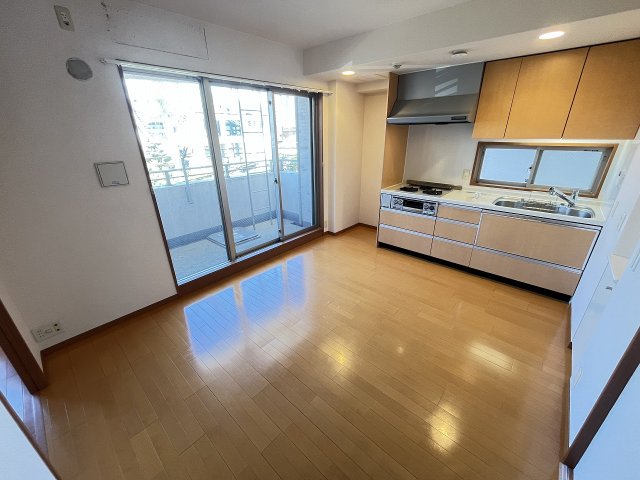 居室・リビング　使いやすい居間です