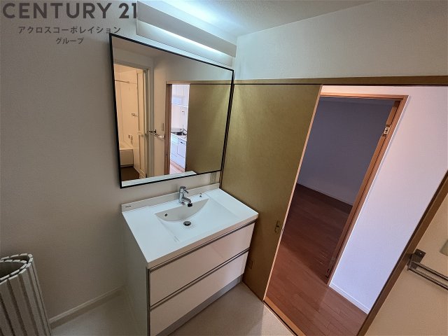 洗面設備　洗面所内に洗濯機置場あり☆