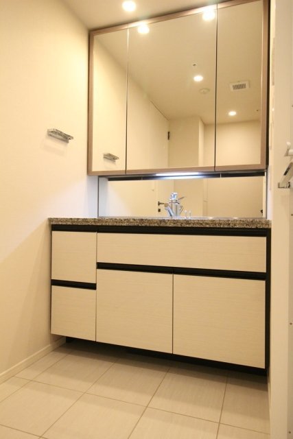 洗面設備　独立洗面台