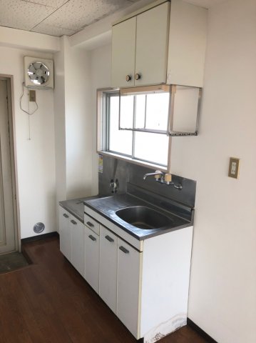 キッチン　キッチンでお料理をお楽しみください