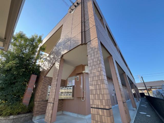 建物外観　外観写真（昼）