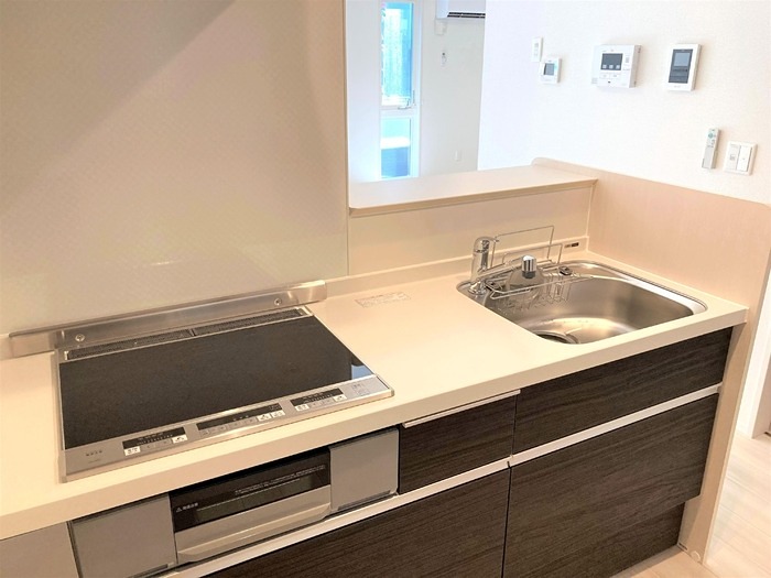 キッチン　カウンターキッチンです。