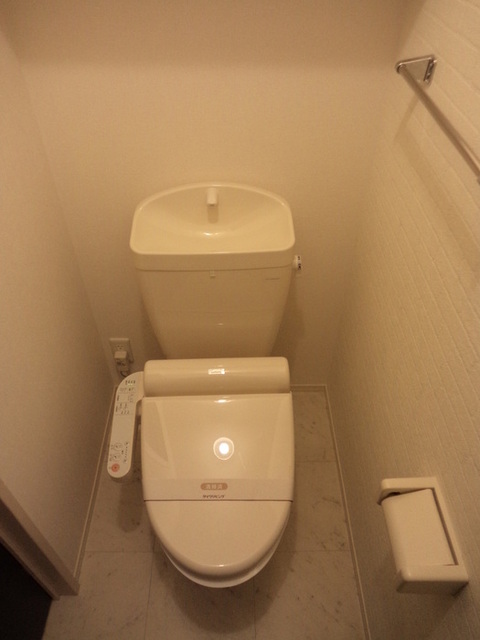 トイレ　Ａ２０２トイレ