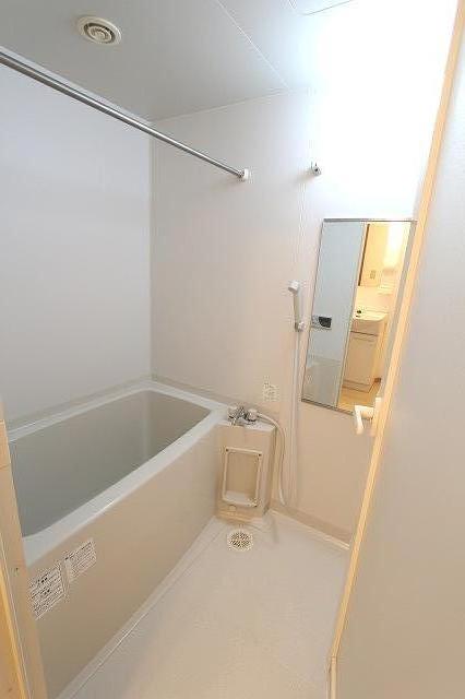 バス・シャワールーム　同タイプ別室